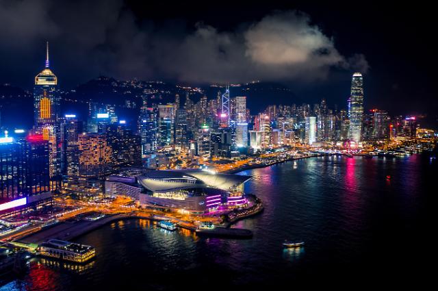 코로나 홍콩 16화 홍콩