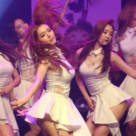 ＇카리스마 넘치는 무대＇