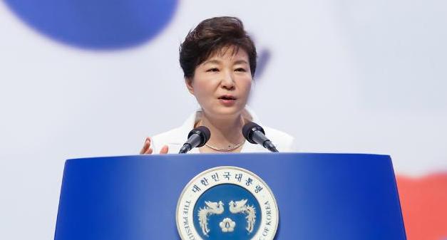 朴대통령, 北과 대화 문 닫지 않되 압박은 계속