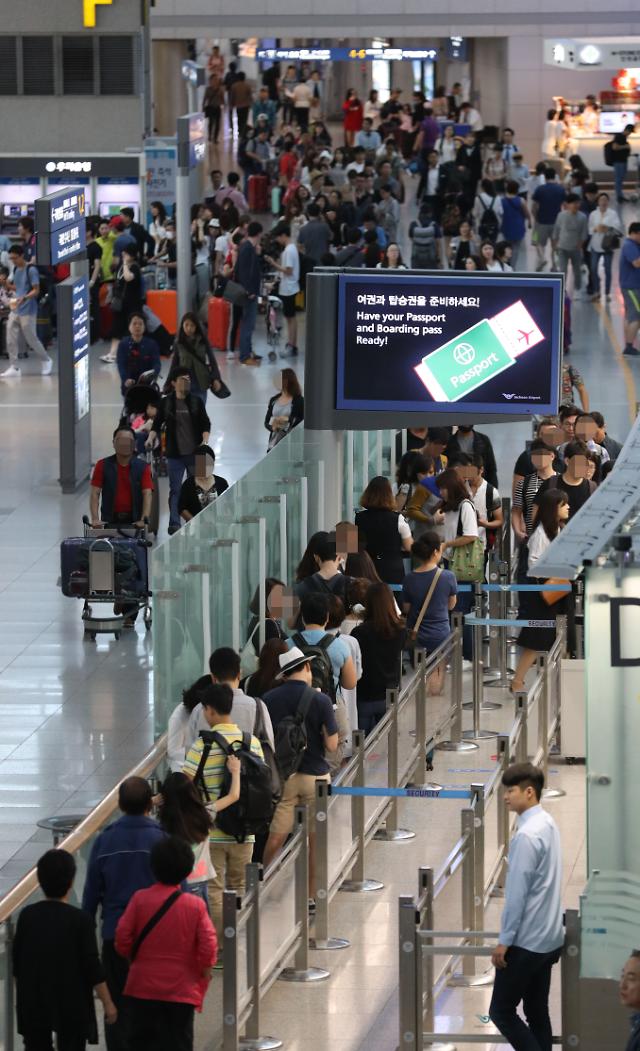 怎么破100人口飞机_吞吐量破100万人 包头机场晋级 百万空港