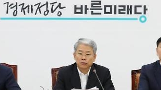 6YeOIOKAnOuvvOyjvCwg6rOg7Jqp7Ie87YGsIOWJjeygleu2gCDtg5PigKbruYTqsoHigJ0=