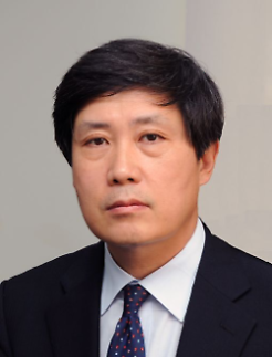 카카오, 금융 전문가 윤석 사외이사, 카카오 이사회 의장 선임