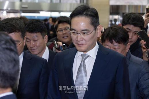 삼성, 전 세계에 1년치 국가 예산 푼다…흔들림 없는 JY 속도전