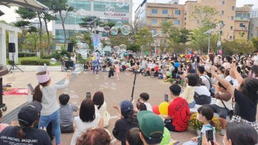 [K-축제] 전남 완도에 펼쳐지는 바다 정원…5월 축제로 후끈