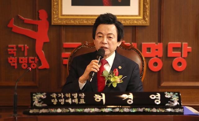 ​박근혜 전 대통령 사촌 박준홍.... 허경영 지지 선언