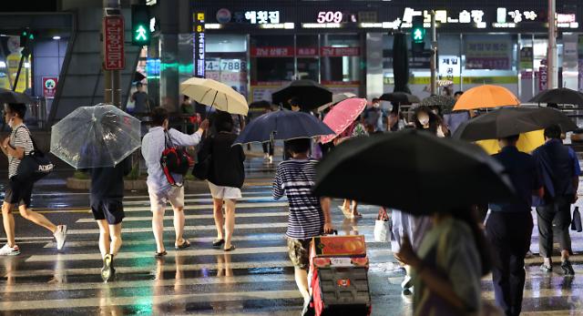 [내일날씨] 서울 낮 최고기온 28도…오후부터 전국 비