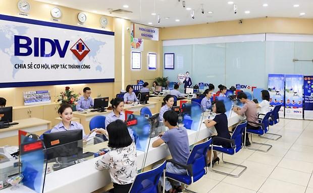​베트남, 은행 예금금리 인상에 저축도 껑충