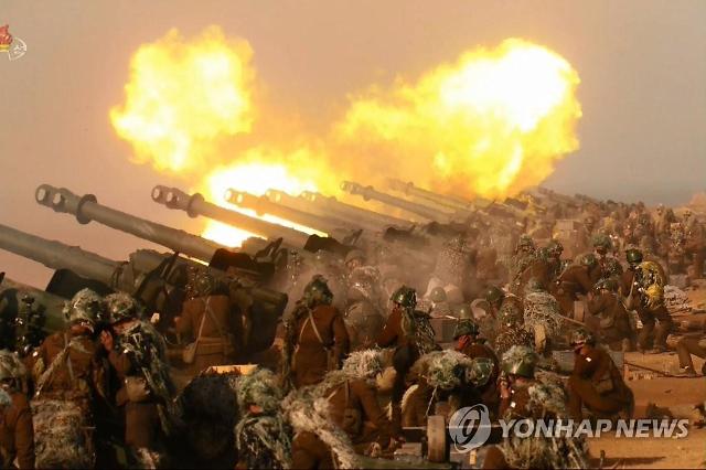 北김정은, 이틀간 南향해 220여 발 포병 사격...한·미훈련 트집 