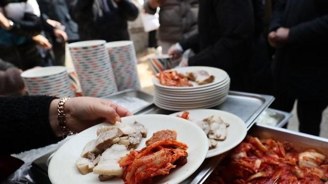 돼지 수육·소머리 국밥 잔치?…대구 이슬람사원 건립 갈등