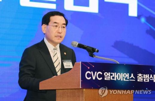 두산·동국홀딩스도 뛰어든 CVC…미래 먹거리 힘 받는다