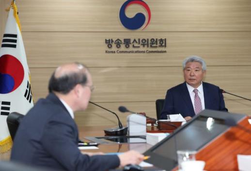 방통위, 2023년 통신분쟁조정사례집 발간…80대 이용자 피해 구제 사례 등 100건 수록