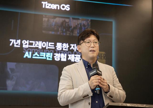 [현장] 형사들이 치킨 파는 영화 찾아줘…AI TV=삼성 굳힌다