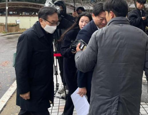 손태승 전 우리금융 회장 영장 또 기각…피의자 방어권 보장