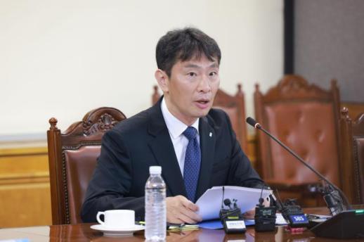 [신년사] 이복현 금융시장 안정, 취약계층 지원에 총력