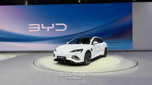 [2025서울모빌리티쇼]아토 3에 이어 씰로 이어가는 BYD