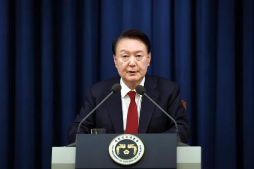尹锡悦被弹劾下台 宪院8名法官全员赞成