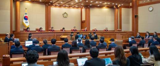 경제계 헌재 결정 존중…국정 정상화·경제 회복 시급