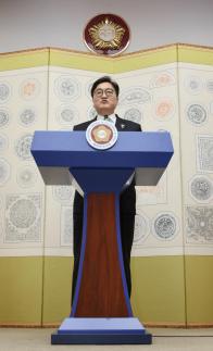 우원식 국회의장 헌재 판결은 민주주의의 승리…극단적 분열 멈춰야