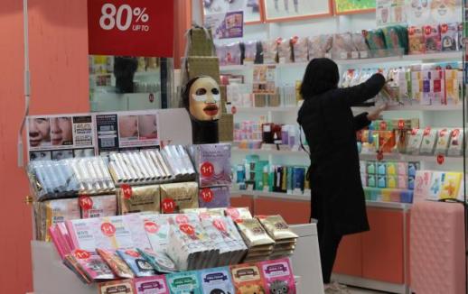 美国暂缓对韩加征对等关税90天 美妆企业抢抓窗口期应变