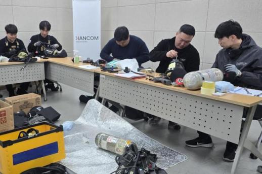 25억 기부도 모자라 직접 정비까지…한컴의 찐 소방 사랑