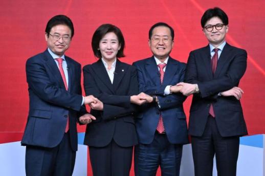 国民力量党总统候选人举行讨论会