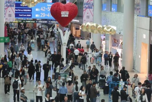 黄金周重叠推动消费 韩国免税店全力打响营销战