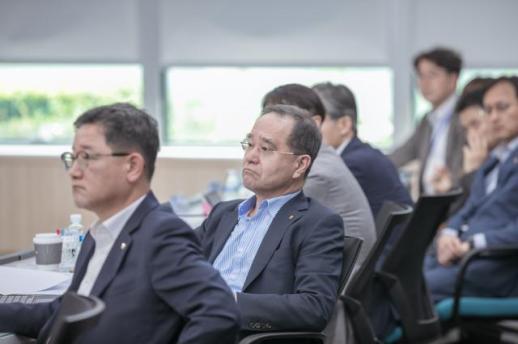 [데일리 뱅킹 브리프] NH농협금융지주, 제1차 DT추진 최고협의회 개최 外