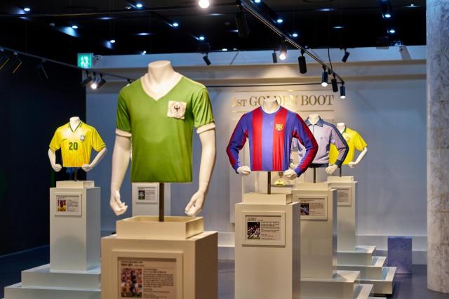 이랜드뮤지엄, 위대한 축구선수 100인전 롯데몰서 성황리 개막