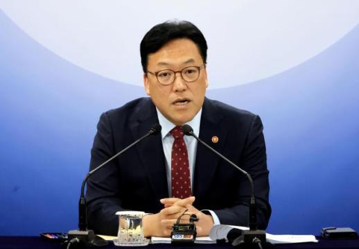 김병환 금융위원장, 은행권 소상공인 금융지원 시행 현장 방문