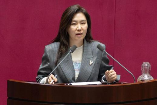 생성형 AI 활용 게임, 내년 AI기본법 규제 대상 오르나…업계 촉각