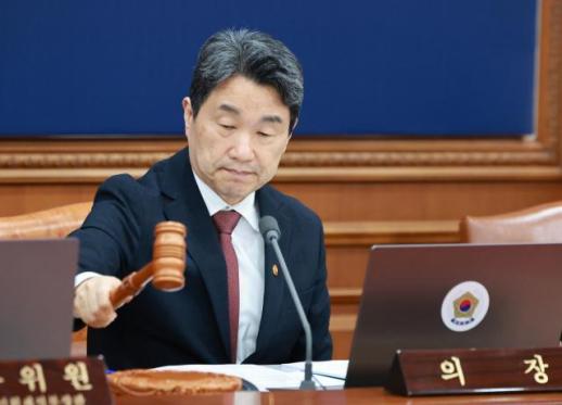 이주호 권한대행, SKT 사이버 침해 재발 방지·공직자 선거 중립 강력 주문