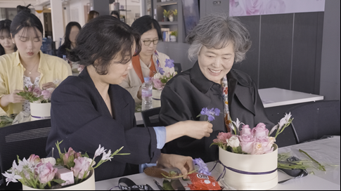 대웅제약 이지듀, 모녀 고객 초청한 기미 앰플 플라워 클래스 성료