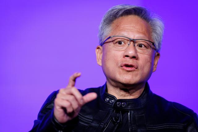 젠슨 황, 유럽 AI 인프라 대규모 확장… 엔비디아 산업용 AI 클라우드 첫 구축
