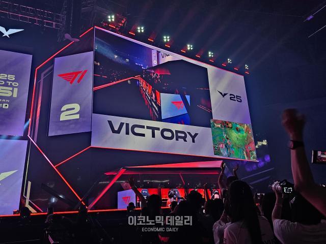 다전제의 왕 T1, 도란 캐리로 7연패 설욕…밴쿠버행 티켓 거머쥐다