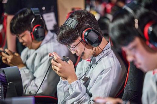DRX, KEL 4일 차 81점 신기록으로 1위…농심 1점 차 추격