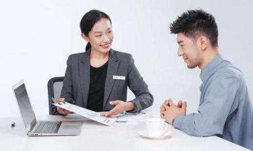 40대 이하 영리치가 떠오른다…자산관리 강화 나선 하나 vs 신한