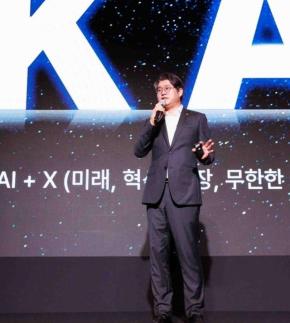 SK AX, 흉내만 내는 AI는 끝…스스로 일하는 AI로 AX 롤모델 되겠다