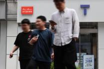 왕의 귀환 SKT, 보조금 전쟁 선포…이통3사 경쟁 다시 불붙다