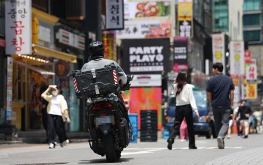 首尔连锁餐饮外卖销售近五成 手续费负担日益加重