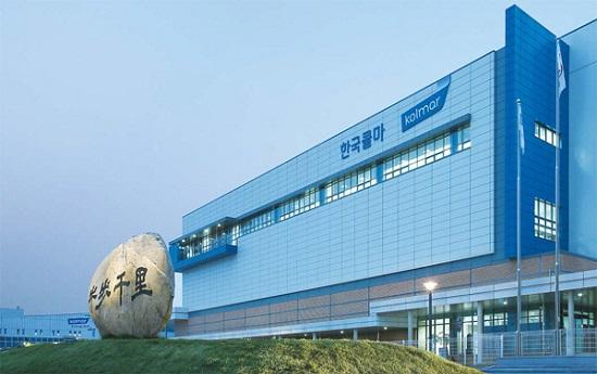[콜마家 전쟁, 능력이냐 핏줄이냐] ② 부자 전쟁의 서막, 윤동한의 반격