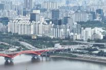 서울 아파트값 상승폭 둔화…강남·한강변 매수세 주춤, 일부 지역은 급등세 지속