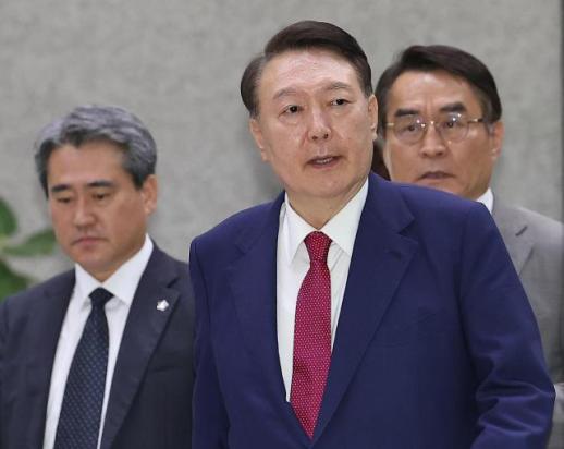 내란 특검, 윤석열 전 대통령 구속영장 청구