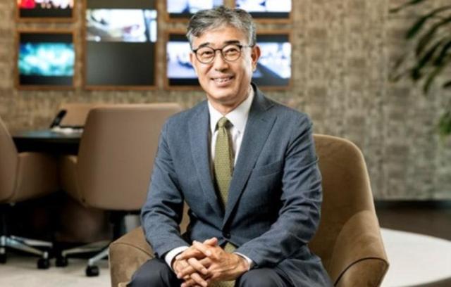 안완기 SKT 고객신뢰위원장 1위 수성보다 중요한 건 고객 중심 변화