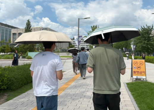 韩国极端天气频现 高温与暴雨应对机制再度叠加运行