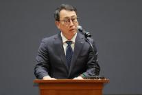 유영상 SKT 대표, 사이버 침해 4개월만 침묵 깨…보안 선도 AI 기업 될 것