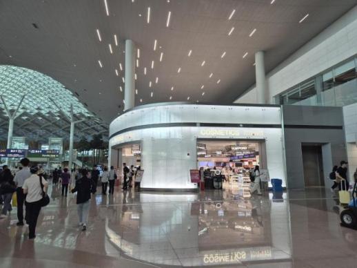 韩国零售业寒意来袭 二季度三大渠道增速集体放缓