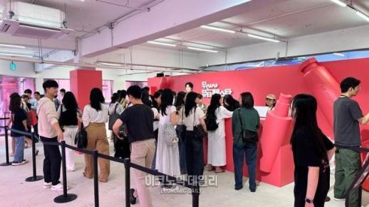 코덕 잡고 K-뷰티 선점…무신사·컬리, 뷰티 페스타로 주도권 경쟁 격화 