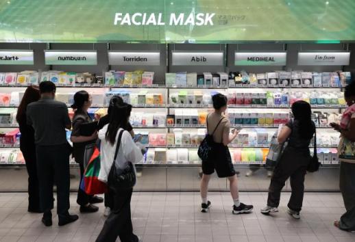 外籍游客在韩刷卡消费创新高 本土品牌加快全球化步伐