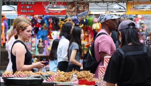 外籍游客在韩消费额创新高 旅游收支逆差尚存