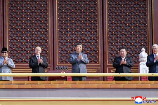 中朝俄领导人历史性同框 韩国外交方程式难度升级 